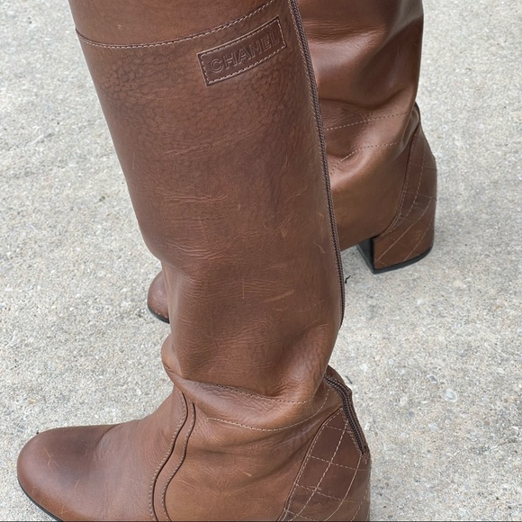Chanel Knee High Boots Zip up Logo Brown Leather - Picture 14 of 16